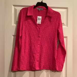 NWT Women's Fushia/Hot Pink textured Button-Up Top size small